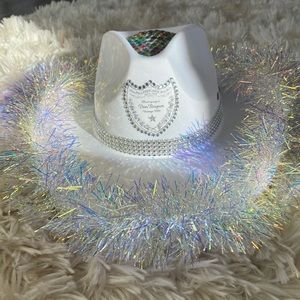 Cowgirl Party Hat: Dom Perignon Champagne